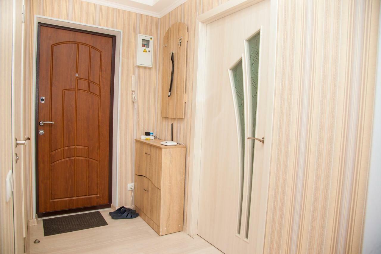 Semi-Luxury Apartment On Zaporozhskaya 9 Zaporizhia エクステリア 写真
