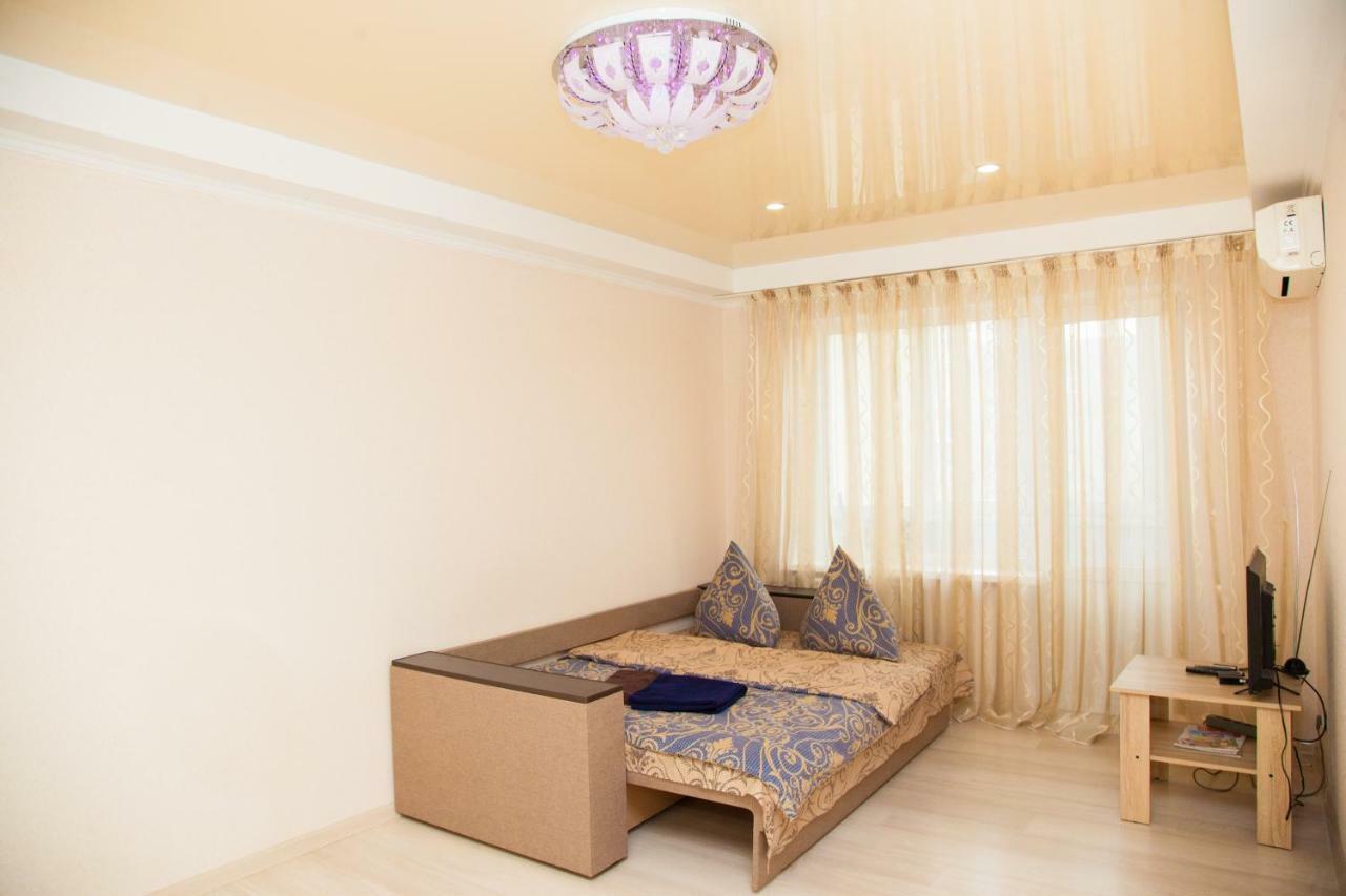 Semi-Luxury Apartment On Zaporozhskaya 9 Zaporizhia エクステリア 写真
